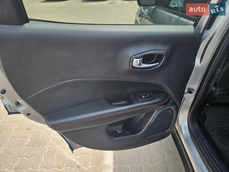 Позашляховик / Кросовер Jeep Compass 2020 в Сумах фото 24 Позашляховик / Кросовер Jeep Compass 2020 в Сумах