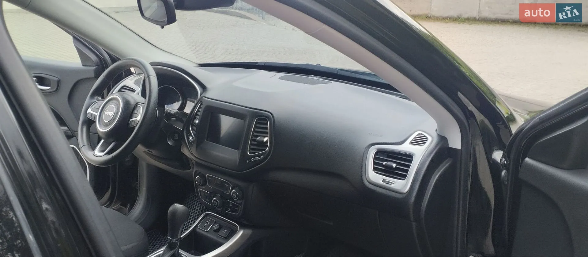 2018 Jeep Compass - мініатюра 14