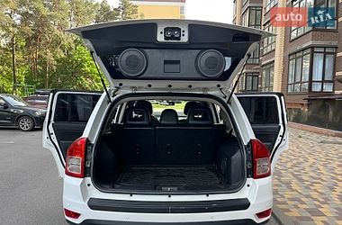 Позашляховик / Кросовер Jeep Compass 2012 в Чернігові фото 15 Позашляховик / Кросовер Jeep Compass 2012 в Чернігові