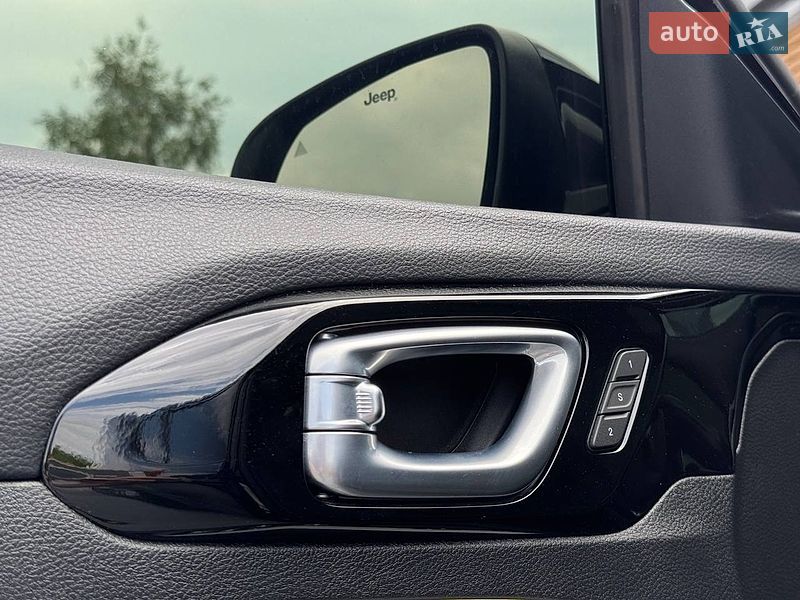 Внедорожник / Кроссовер Jeep Compass 2023 в Ровно фото 24 Внедорожник / Кроссовер Jeep Compass 2023 в Ровно