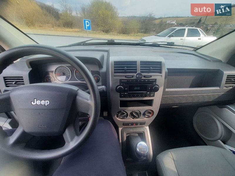 Внедорожник / Кроссовер Jeep Compass 2007 в Воловце