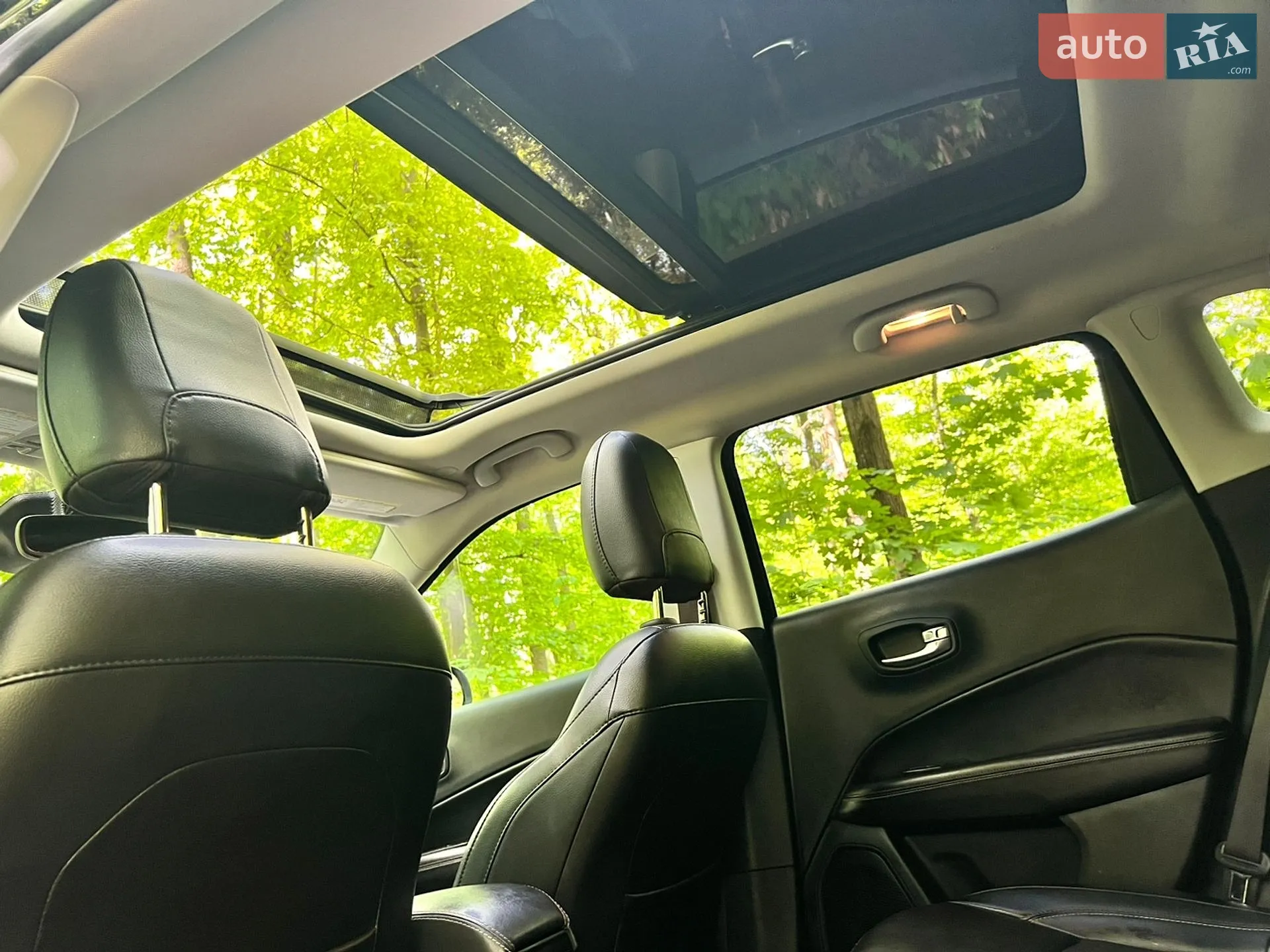2020 Jeep Compass - мініатюра 8
