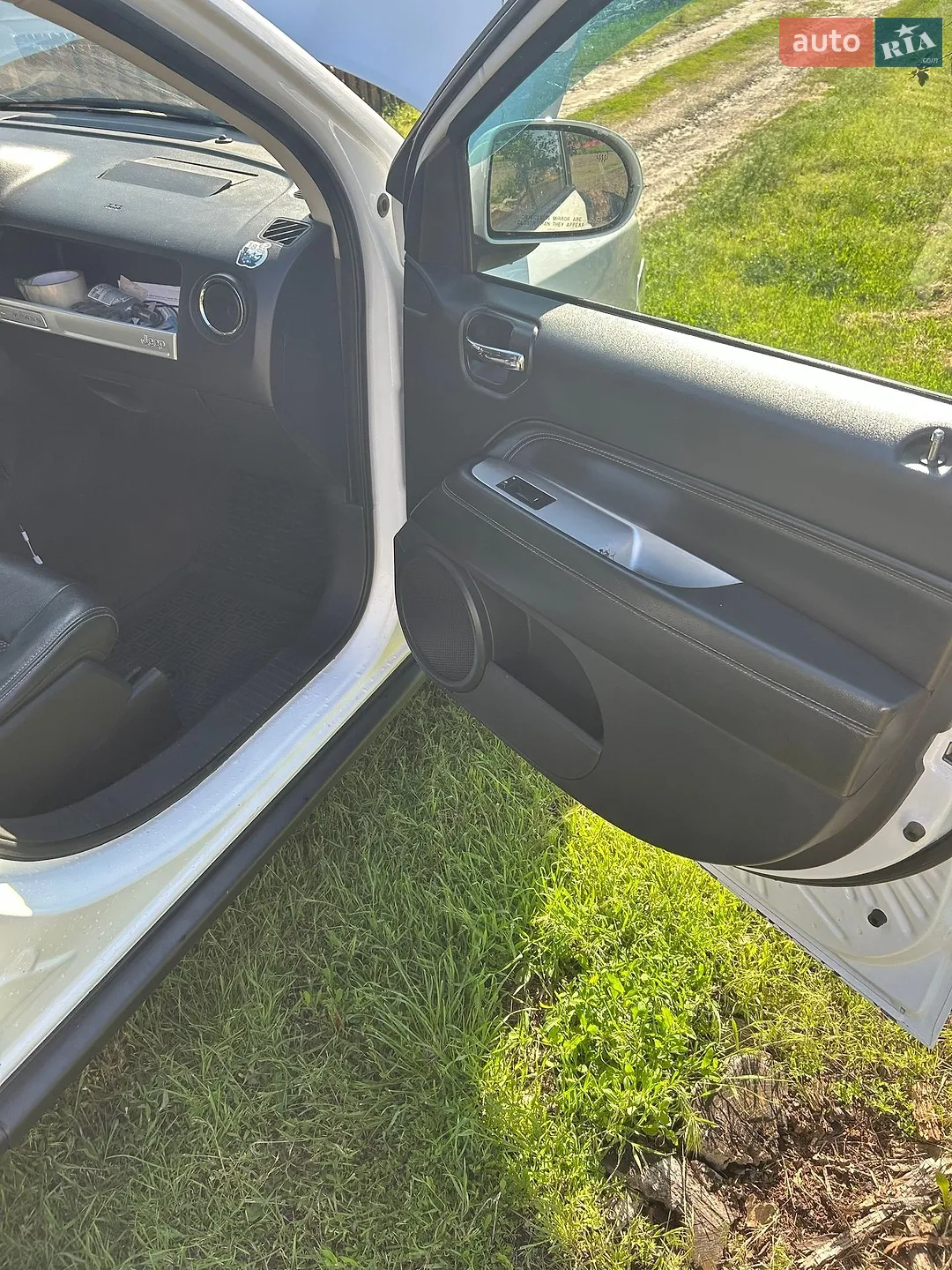 2016 Jeep Compass - мініатюра 12