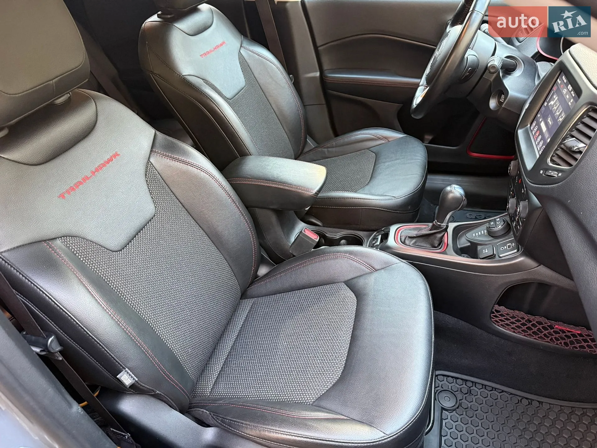 2020 Jeep Compass - мініатюра 26