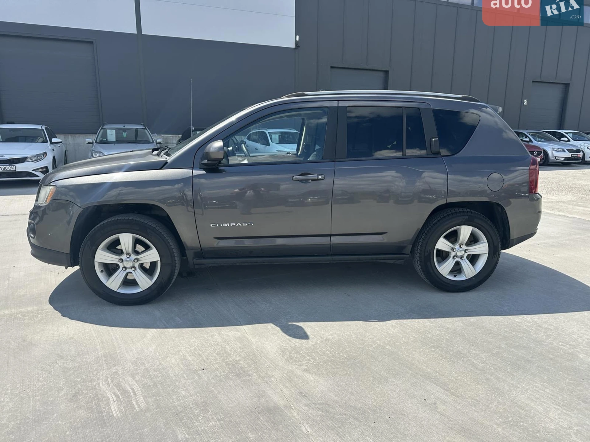 2016 Jeep Compass - мініатюра 4