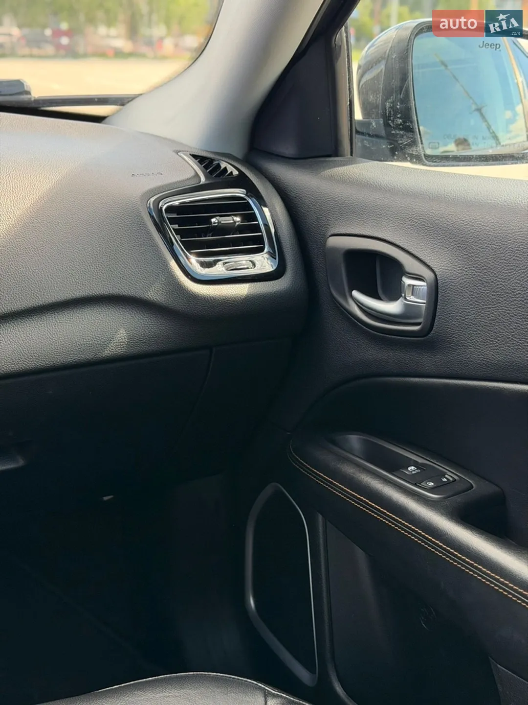 2018 Jeep Compass - мініатюра 13