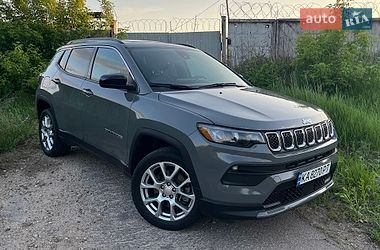 Внедорожник / Кроссовер Jeep Compass 2023 в Киеве