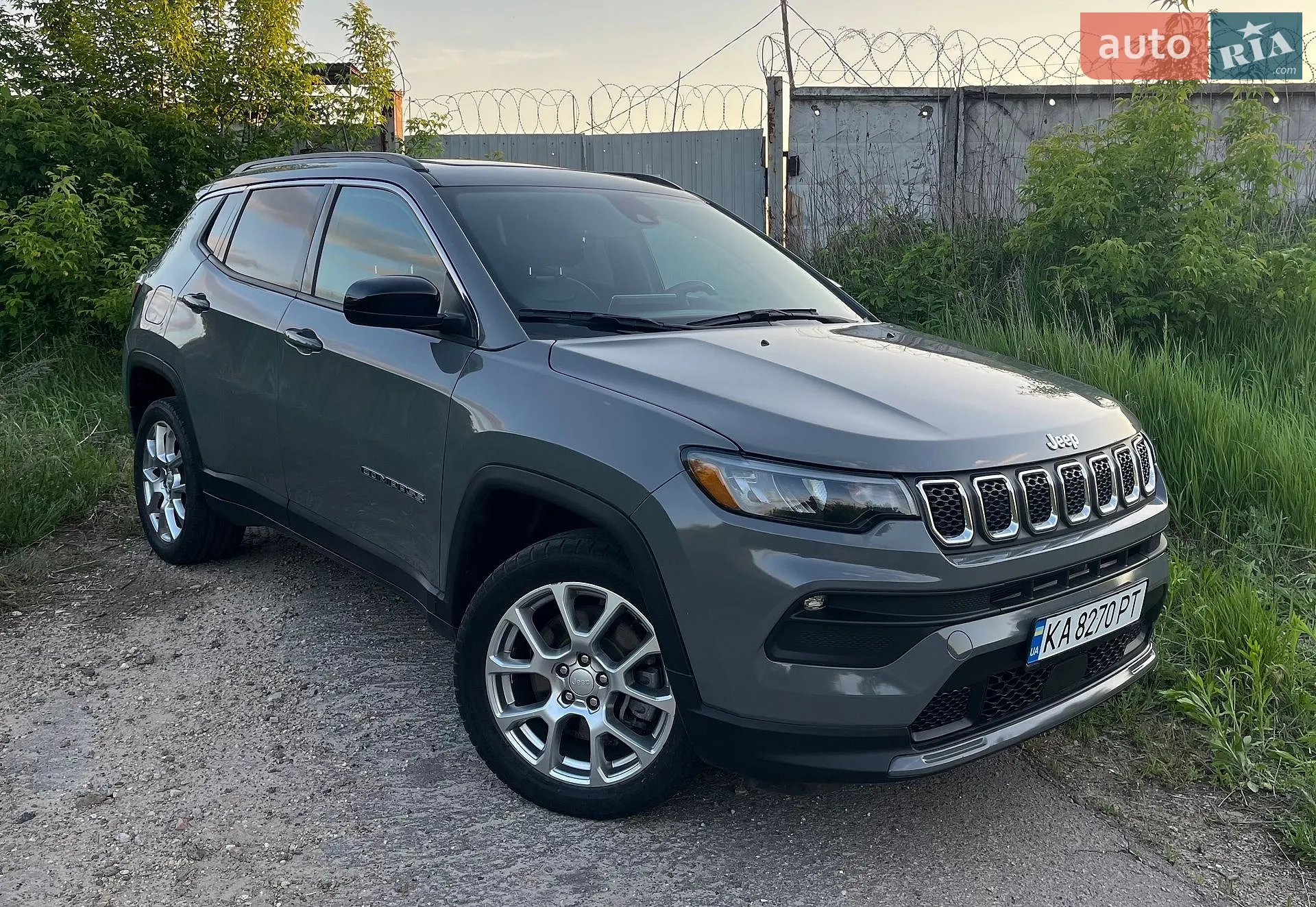 2023 Jeep Compass - фото 1