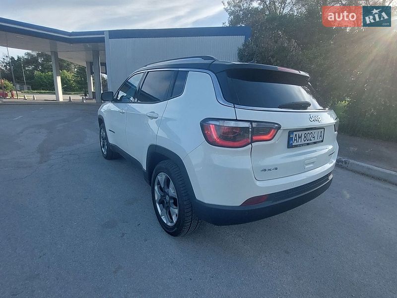 Внедорожник / Кроссовер Jeep Compass 2017 в Житомире