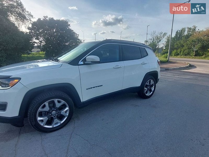 Внедорожник / Кроссовер Jeep Compass 2017 в Житомире