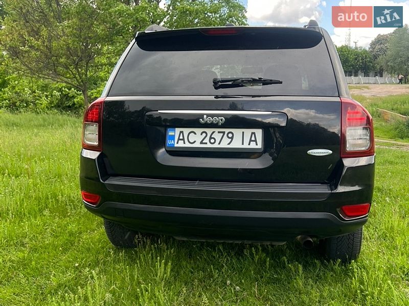 Внедорожник / Кроссовер Jeep Compass 2013 в Мироновке