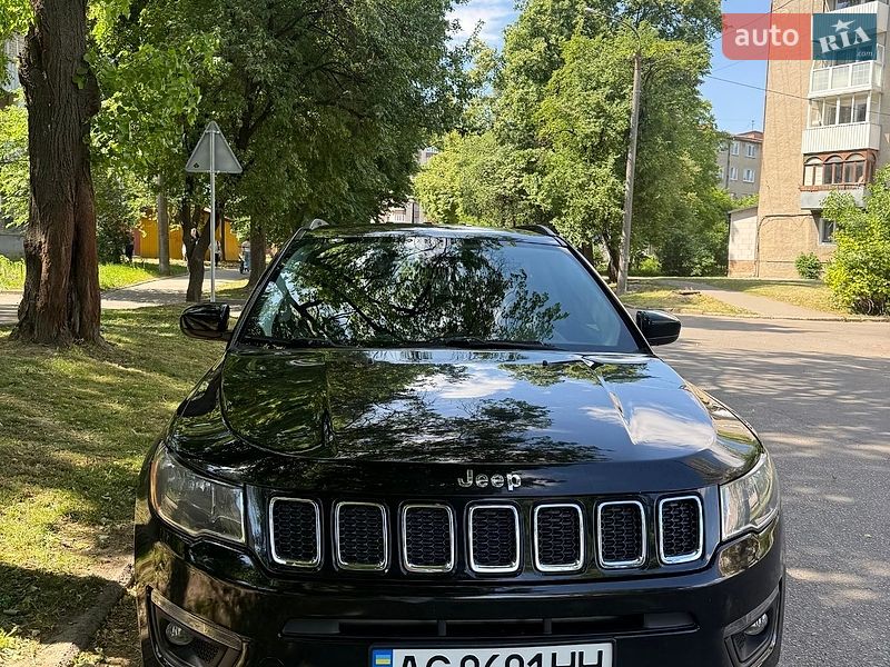 Позашляховик / Кросовер Jeep Compass 2017 в Горохові