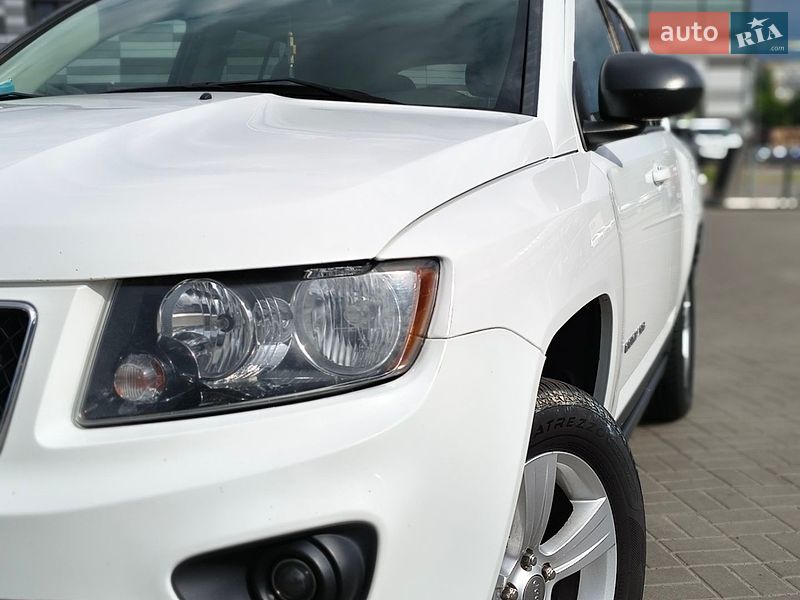 Внедорожник / Кроссовер Jeep Compass 2014 в Черкассах