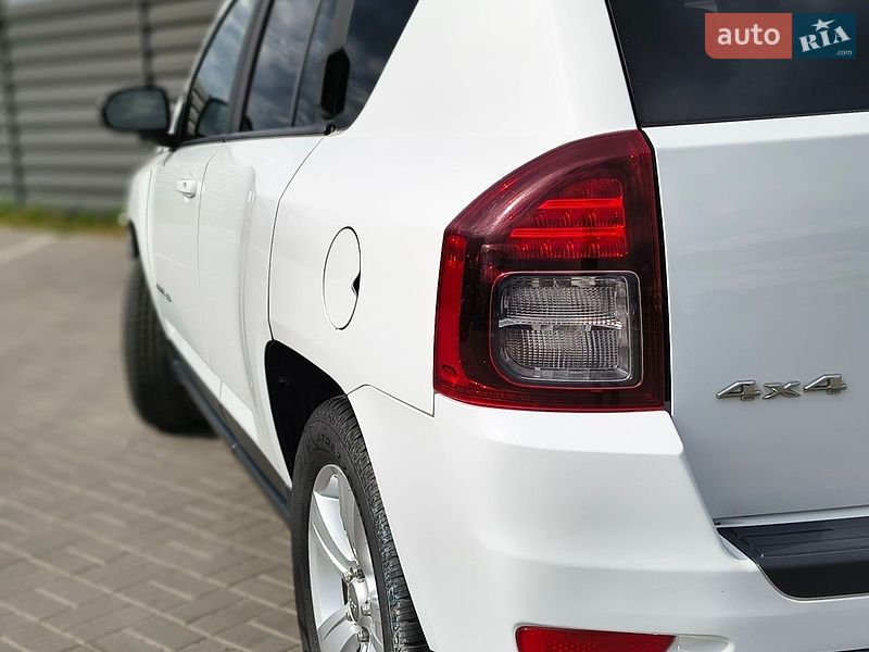 Внедорожник / Кроссовер Jeep Compass 2014 в Черкассах