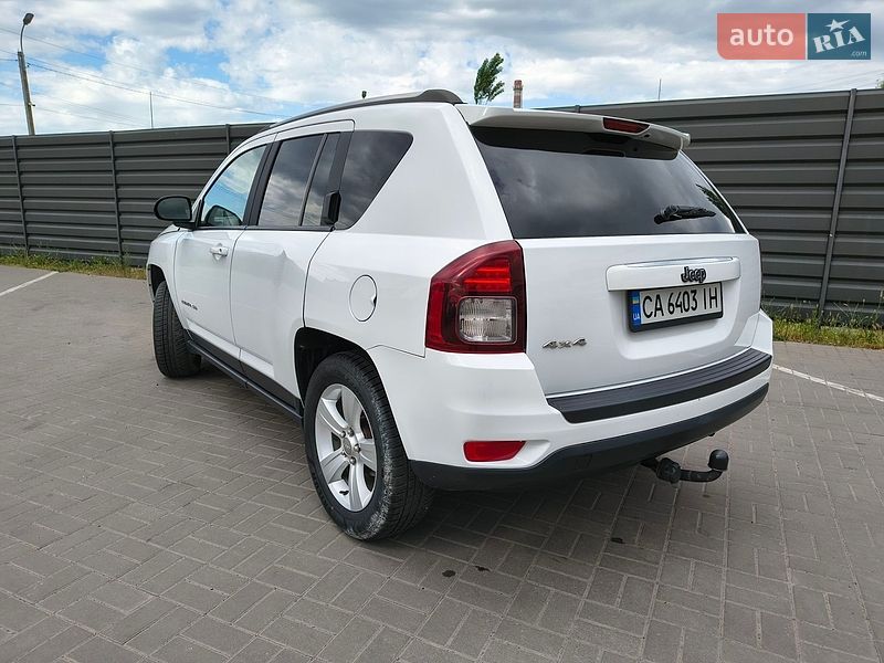 Внедорожник / Кроссовер Jeep Compass 2014 в Черкассах