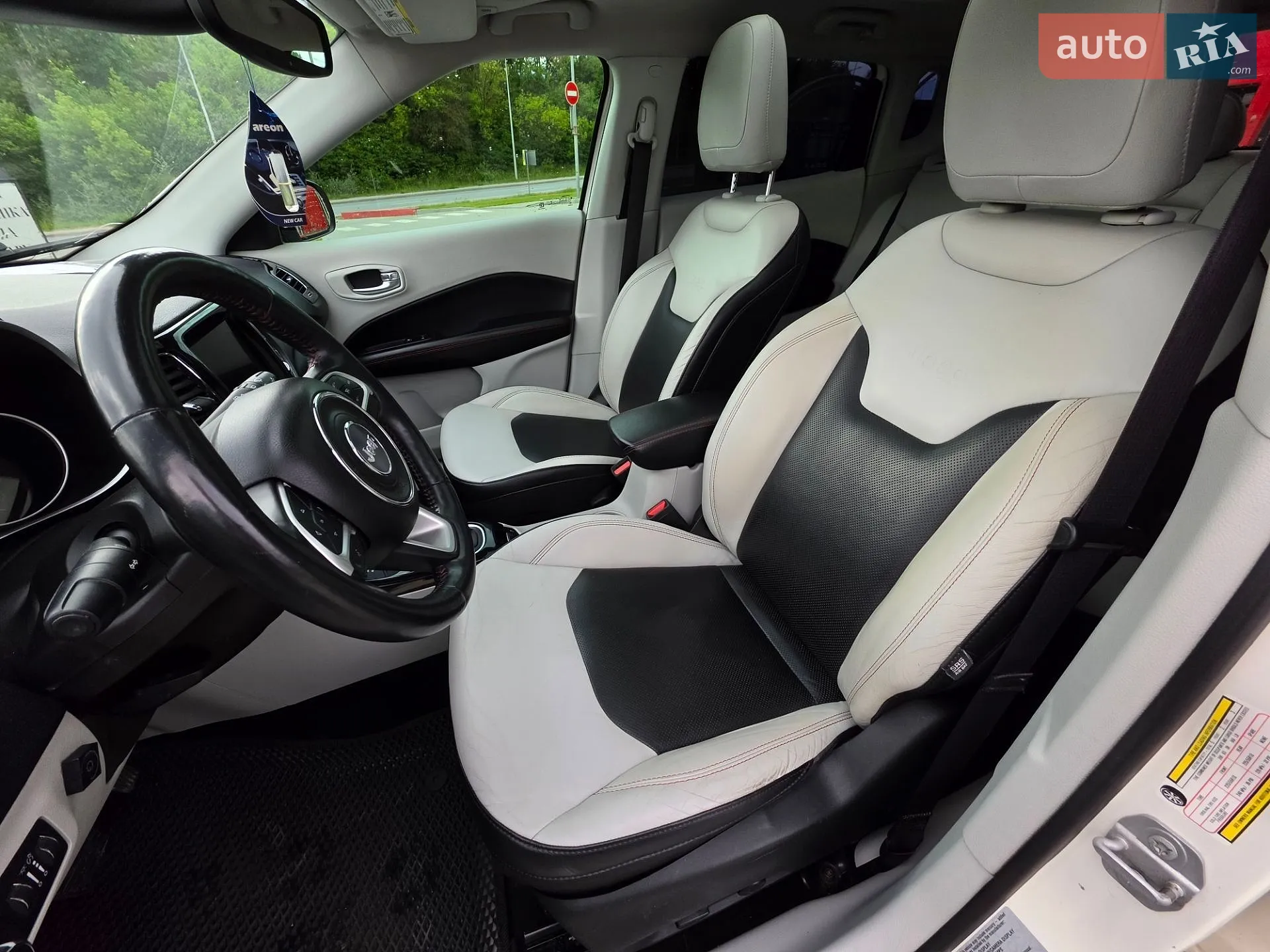 2017 Jeep Compass - мініатюра 34