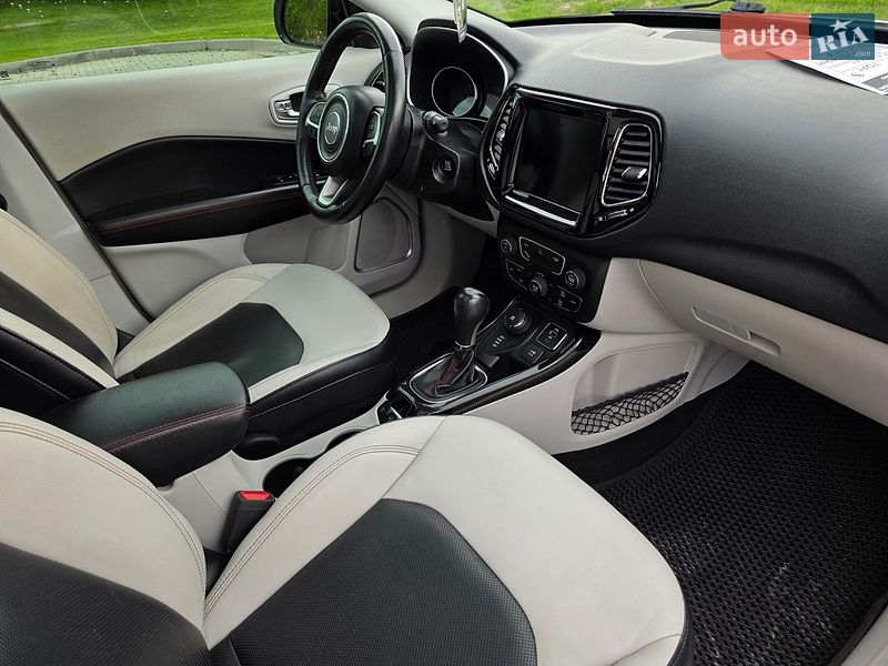 Позашляховик / Кросовер Jeep Compass 2017 в Тернополі