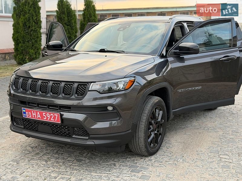 Позашляховик / Кросовер Jeep Compass 2023 в Золочеві