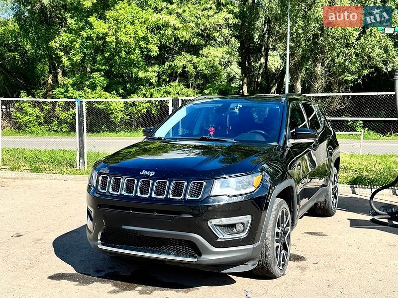 Внедорожник / Кроссовер Jeep Compass 2017 в Сумах