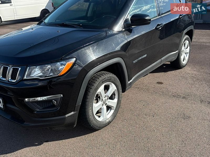 Внедорожник / Кроссовер Jeep Compass 2017 в Киеве фото 2 Внедорожник / Кроссовер Jeep Compass 2017 в Киеве