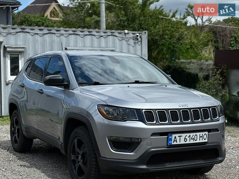 Позашляховик / Кросовер Jeep Compass 2017 в Києві