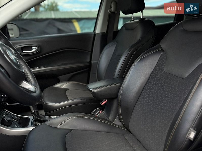 Позашляховик / Кросовер Jeep Compass 2017 в Києві