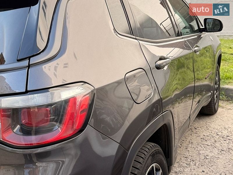 Позашляховик / Кросовер Jeep Compass 2018 в Черкасах