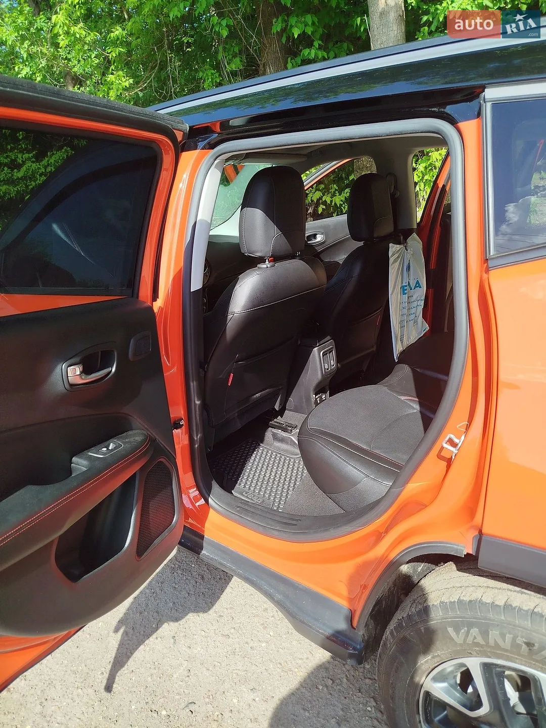 2020 Jeep Compass - мініатюра 16