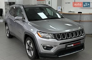 Внедорожник / Кроссовер Jeep Compass 2019 в Киеве