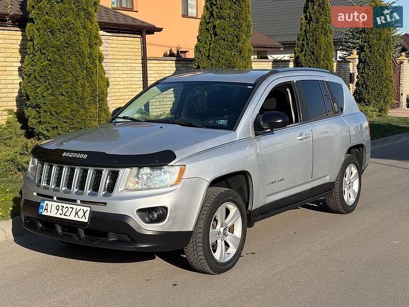 Внедорожник / Кроссовер Jeep Compass 2011 в Киеве