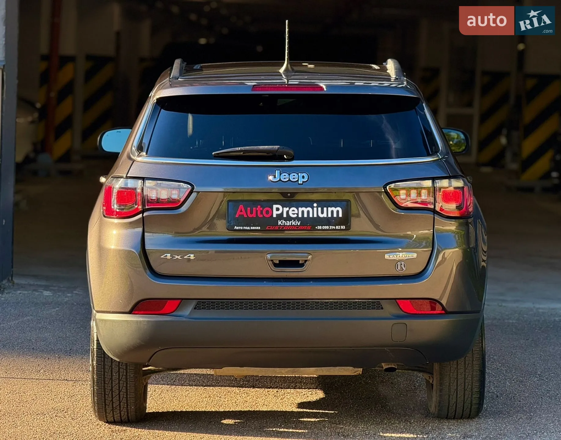 2021 Jeep Compass - мініатюра 8