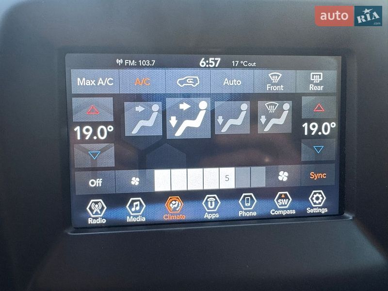 Внедорожник / Кроссовер Jeep Compass 2019 в Ровно