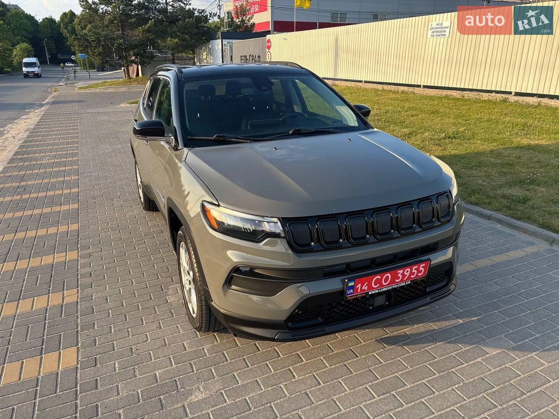 2022 Jeep Compass - мініатюра 2
