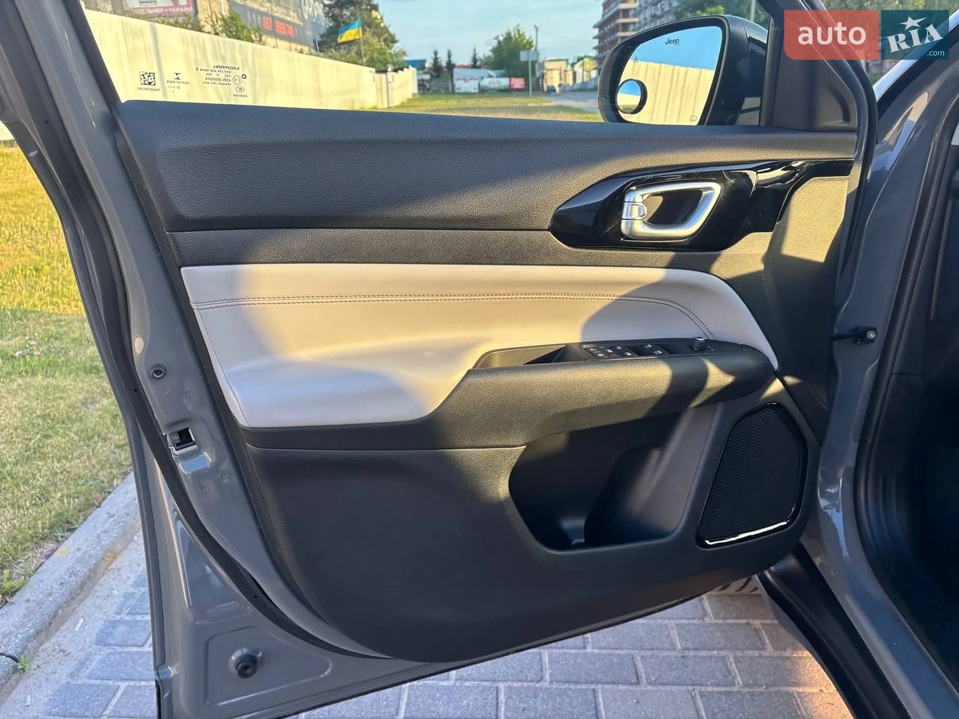 2022 Jeep Compass - мініатюра 26