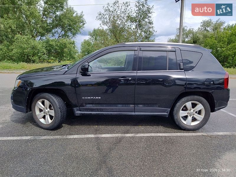 Внедорожник / Кроссовер Jeep Compass 2015 в Киеве