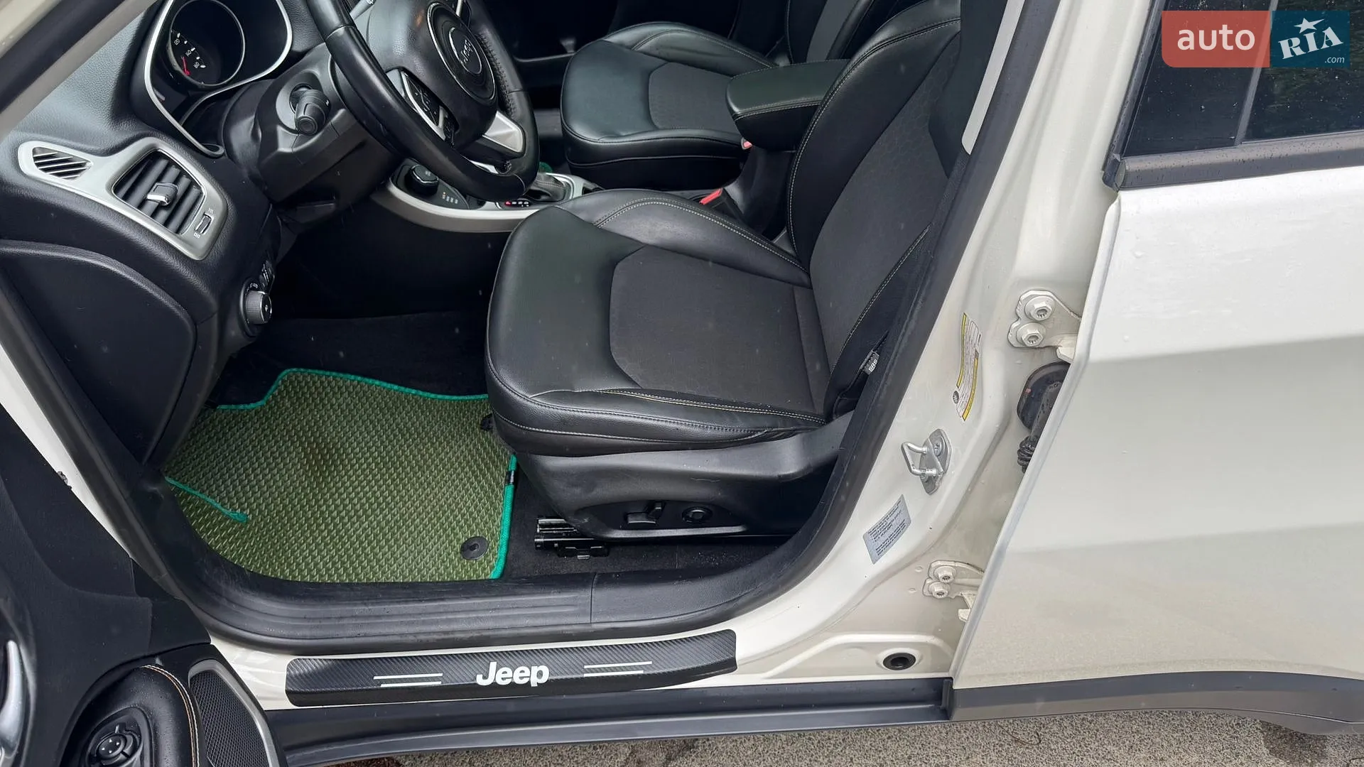 2017 Jeep Compass - мініатюра 20