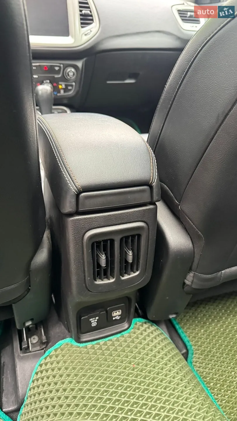 2017 Jeep Compass - мініатюра 27