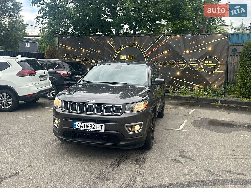 Позашляховик / Кросовер Jeep Compass 2020 в Києві