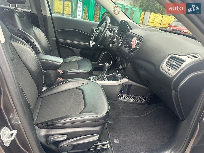 Позашляховик / Кросовер Jeep Compass 2020 в Києві
