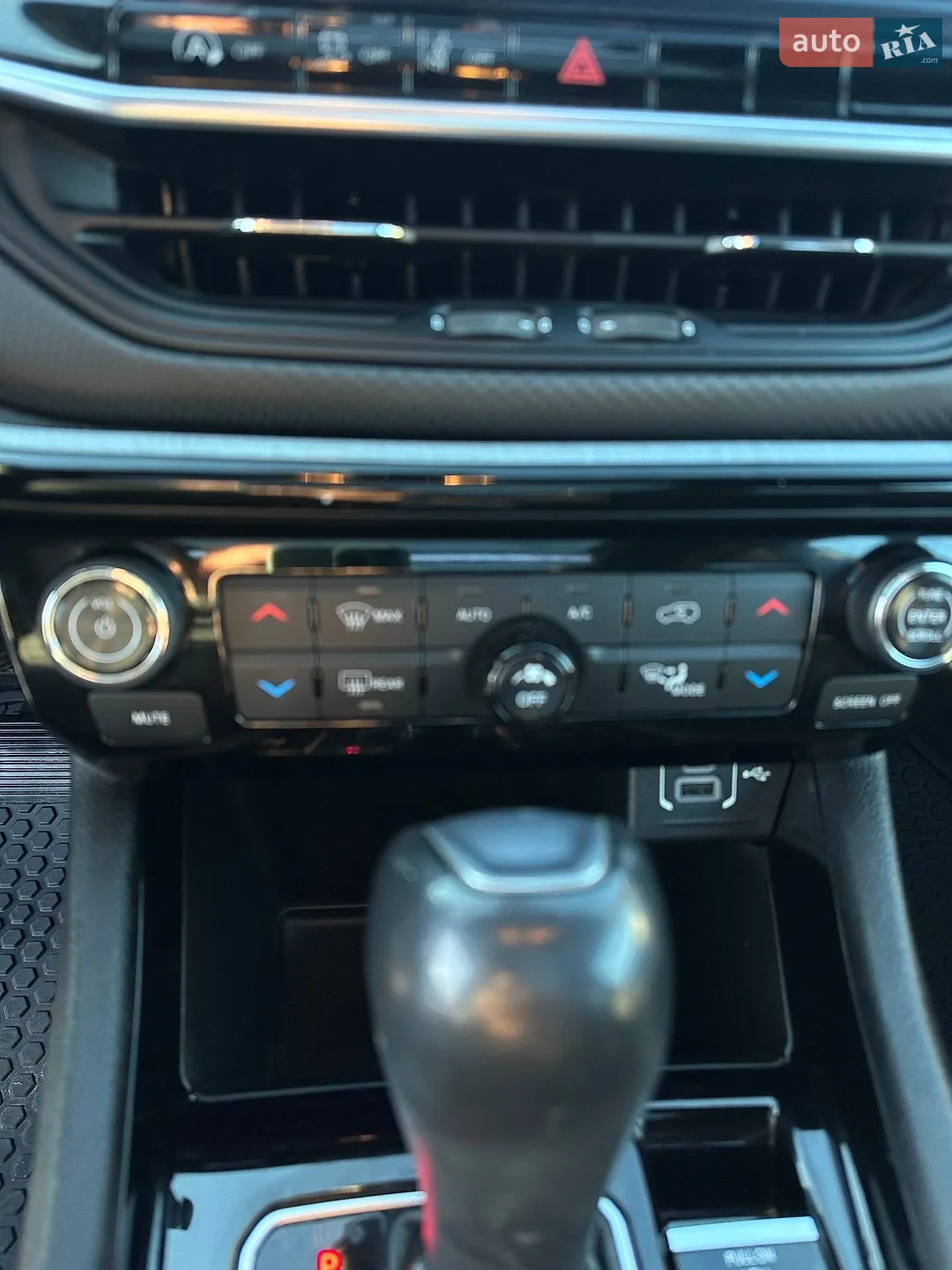 2023 Jeep Compass - мініатюра 24