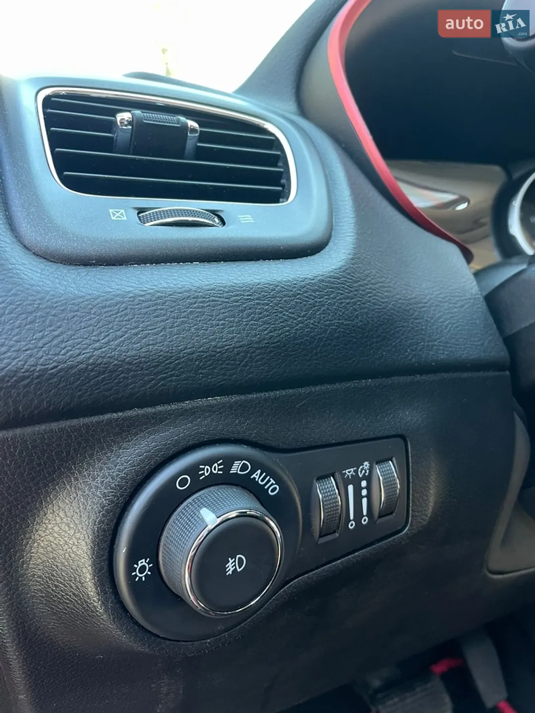 2021 Jeep Compass - мініатюра 14