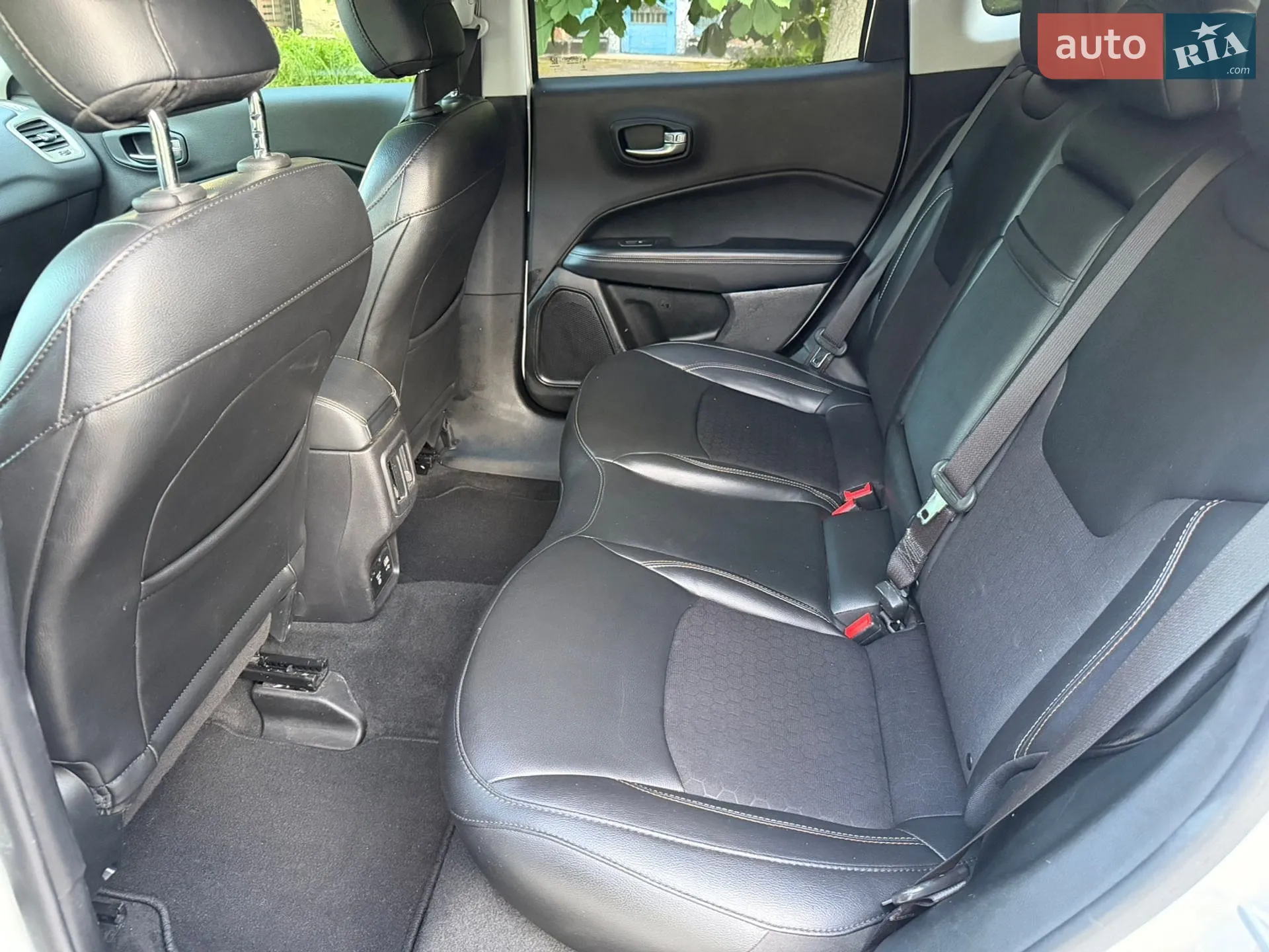 2019 Jeep Compass - мініатюра 29