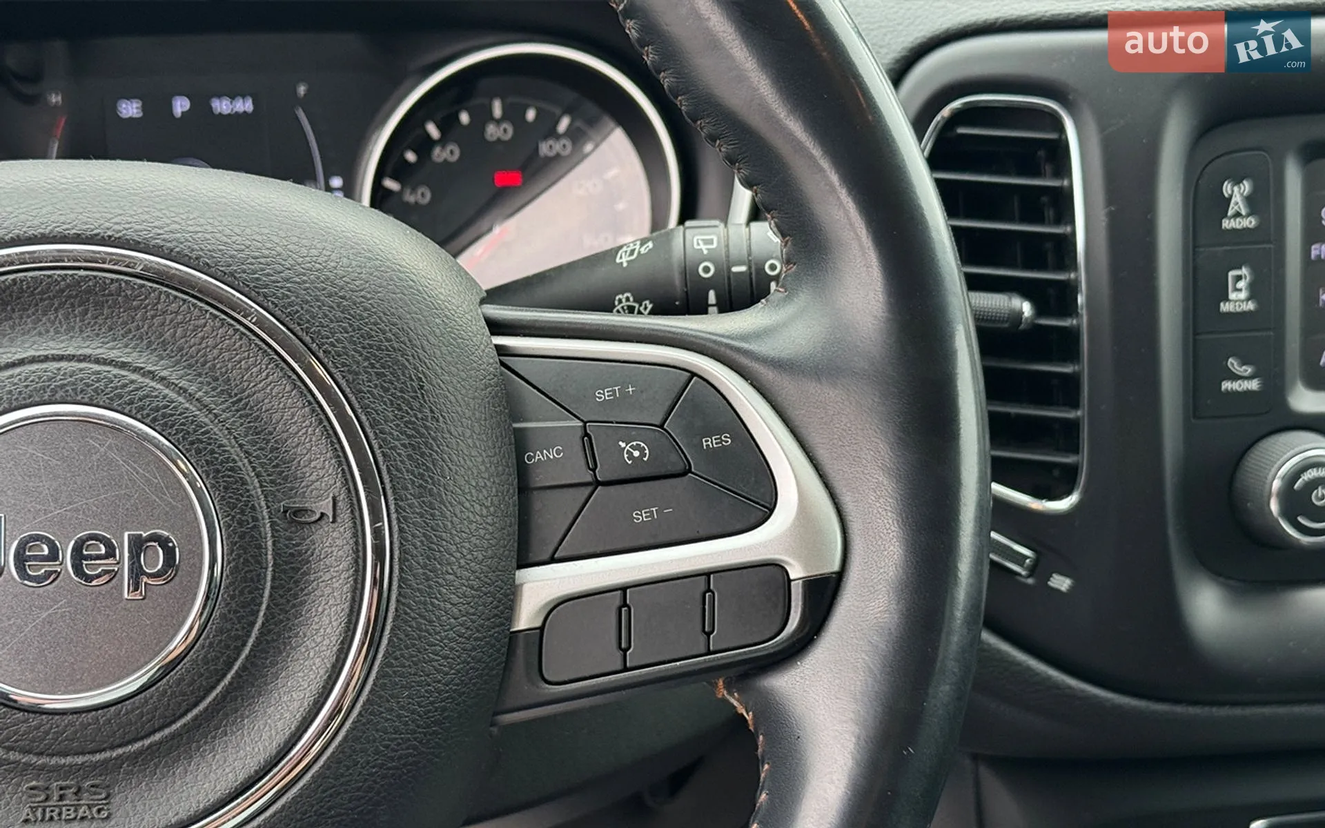 2017 Jeep Compass - мініатюра 13