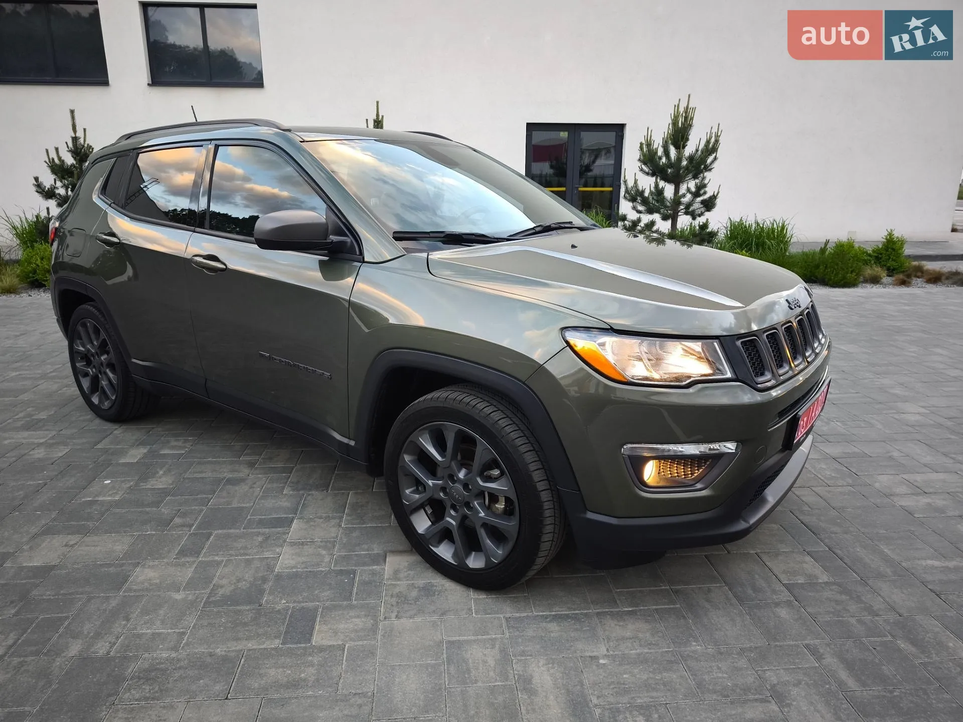 2021 Jeep Compass - мініатюра 18