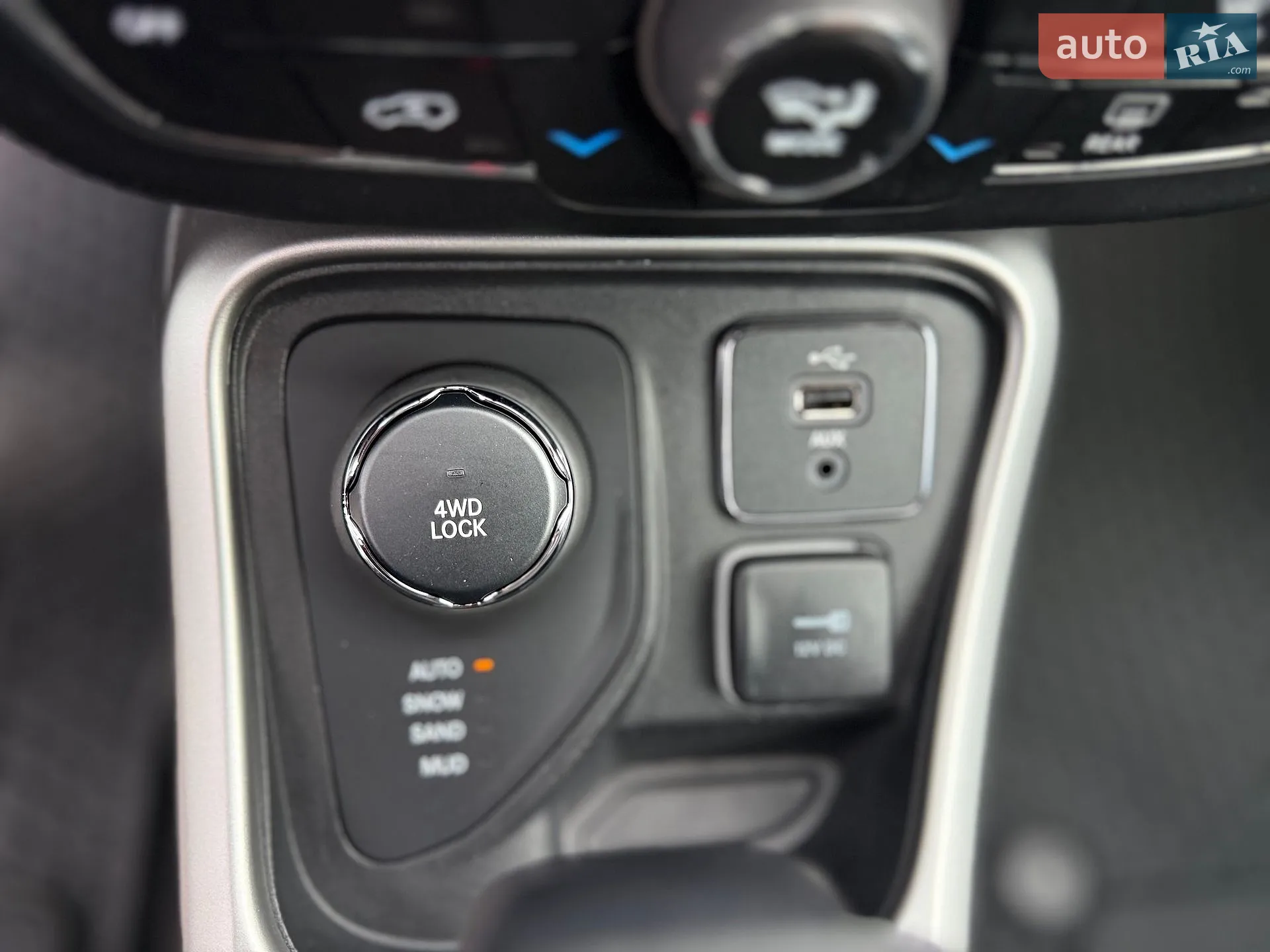 2018 Jeep Compass - мініатюра 38