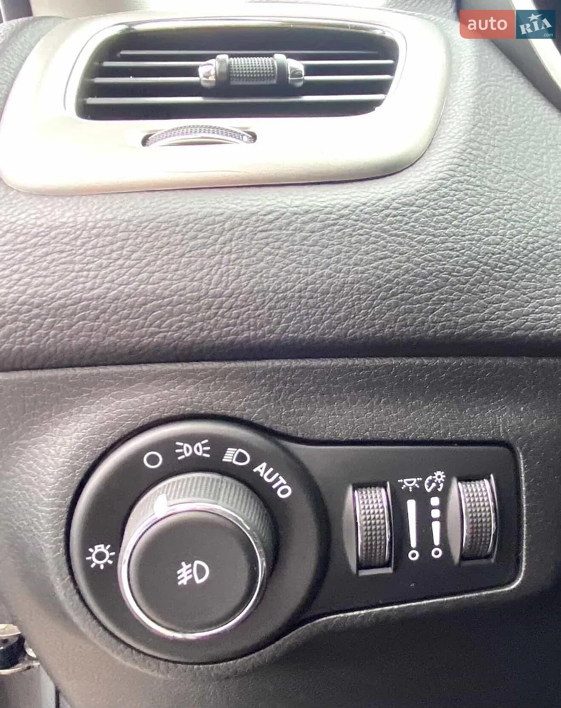 2018 Jeep Compass - мініатюра 11