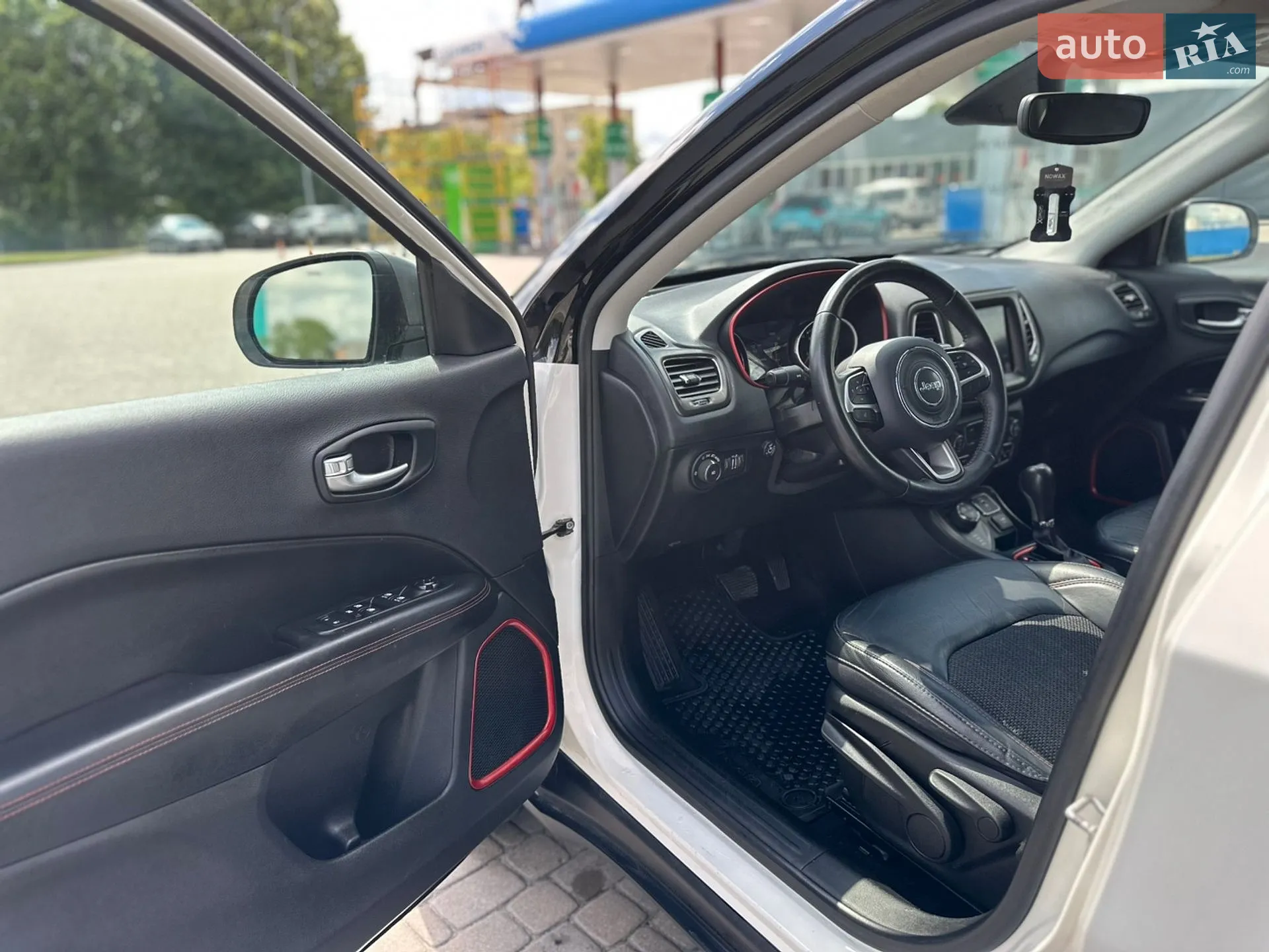 2019 Jeep Compass - мініатюра 24