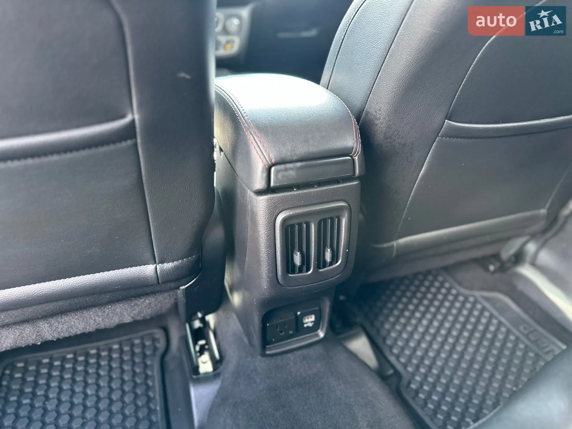 2019 Jeep Compass - мініатюра 39