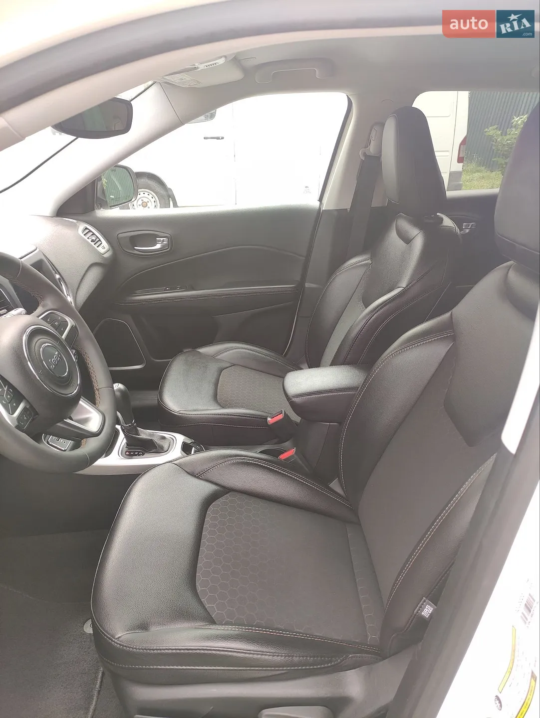 2020 Jeep Compass - мініатюра 11