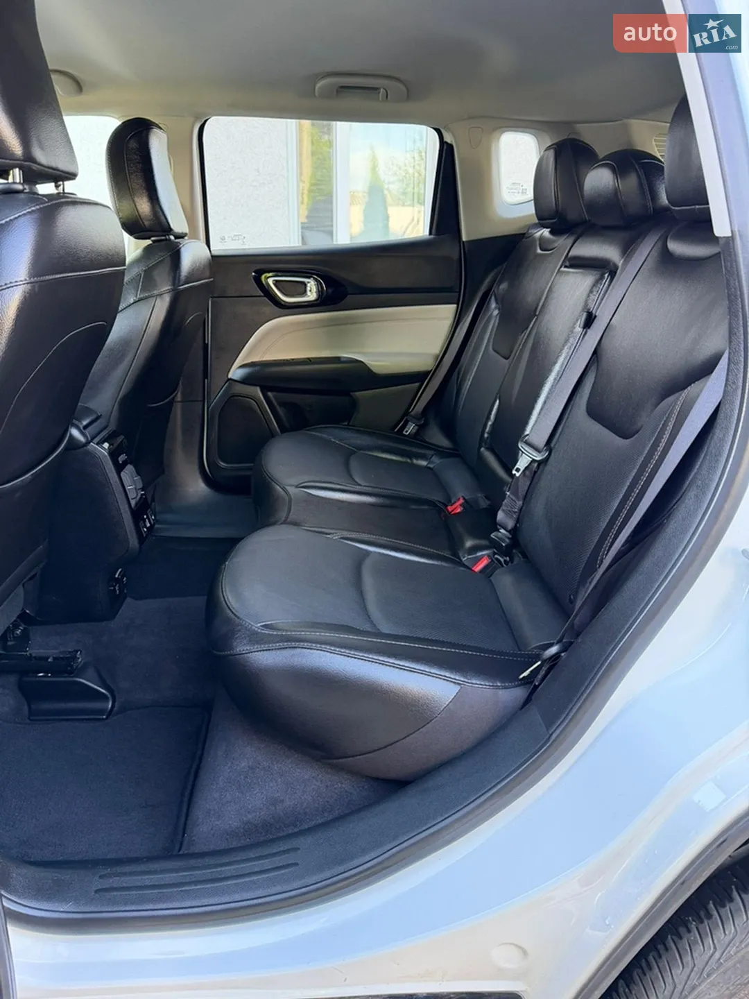 2022 Jeep Compass - мініатюра 7